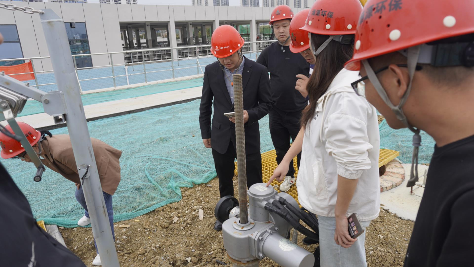 涵源環(huán)保考察團(tuán)隊(duì)